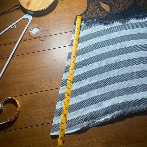 Women's Black Lace Striped Tank top Size Medium - Picture 7 of 10